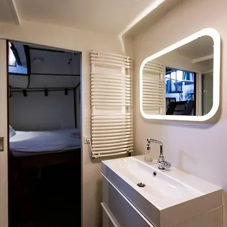 Botel Marie's Houseboat Amesterdão